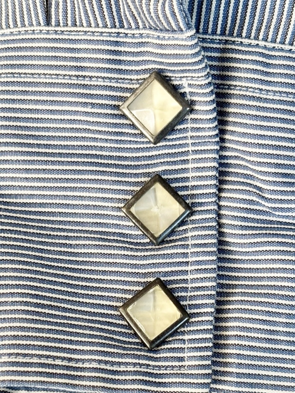 Polo Ralph Lauren Vintage
Western Pearl diamond shape Snap striped Shirt | L - Picture 2 of 15